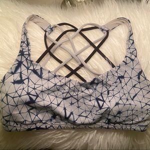 LuluLemon Criss-Cross Back Sports Bra (6)